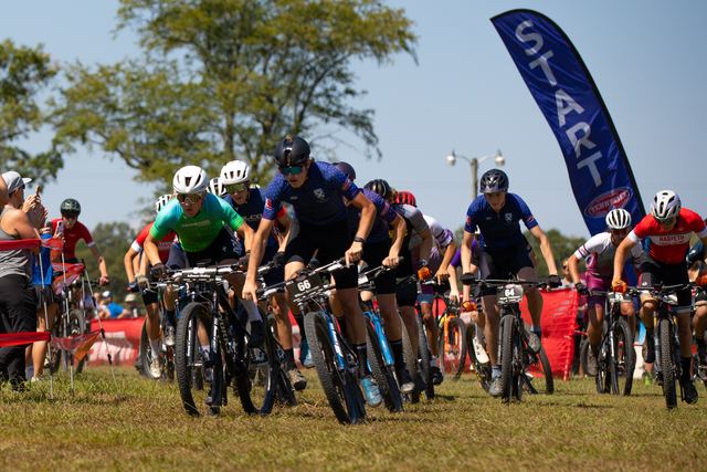 Elbow-to-elbow at the start under the flag